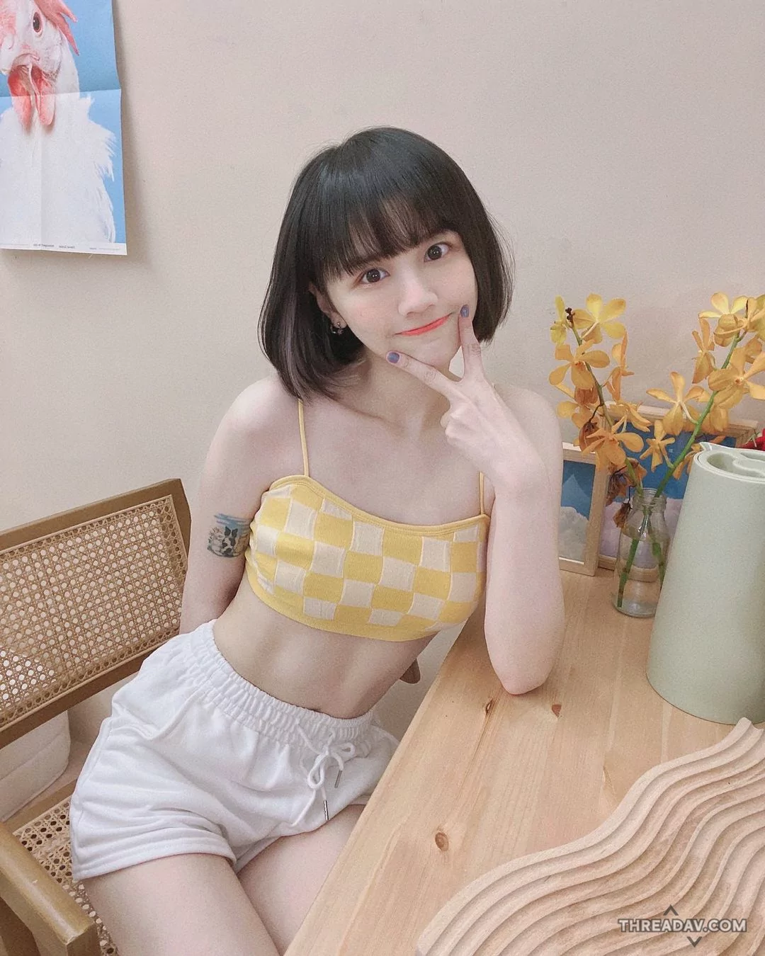 許瑜短髮美女自拍驚艷展示！網友狂讚2.5萬次的「雪白蜜桃」照片 - 網路美女風采