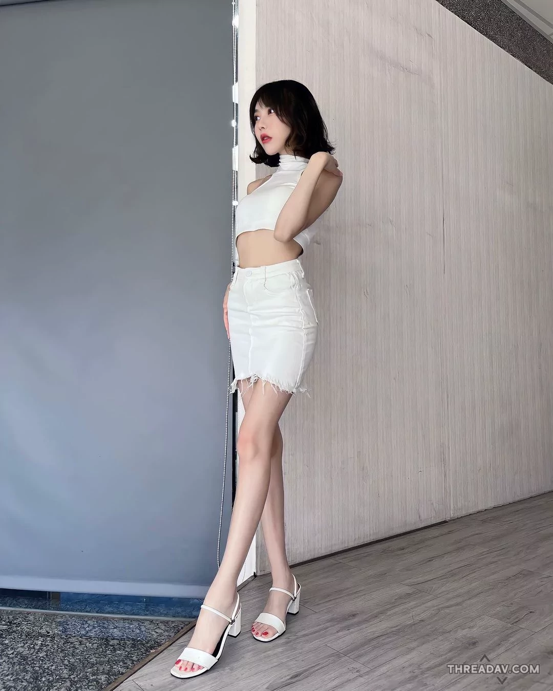 152cm小隻馬「林瑩」性感旗袍展示，修長美腿比例驚人！