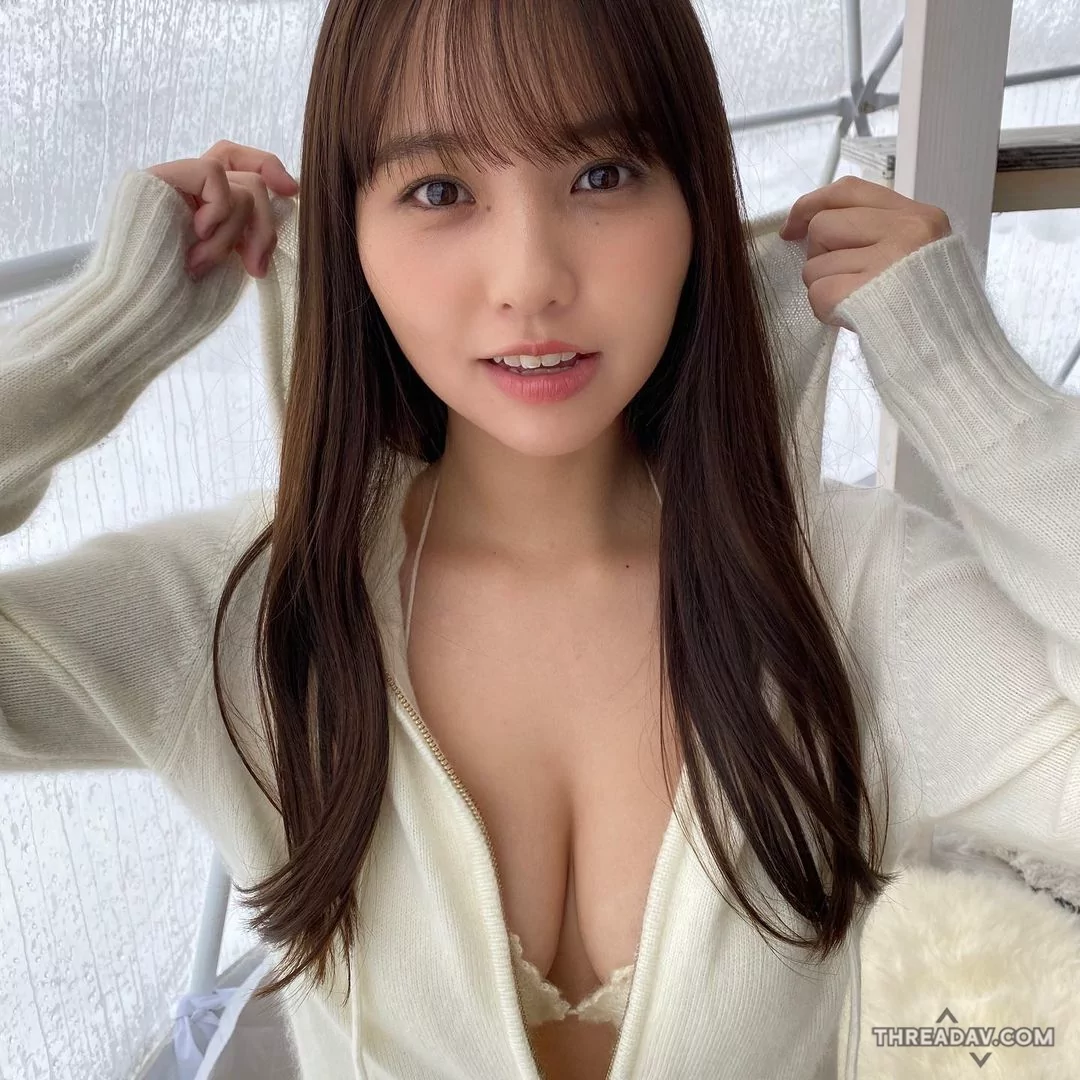 NMB48 本郷柚巴曬工作側拍！19 歲「超驚人發育」讓網友看呆