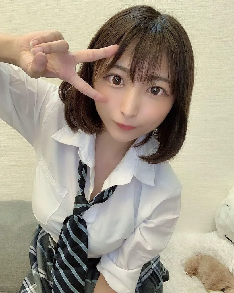 「大波正妹」喝豆漿美乳從H升級到I罩杯！妄想系女友真實變身 - 網路美女