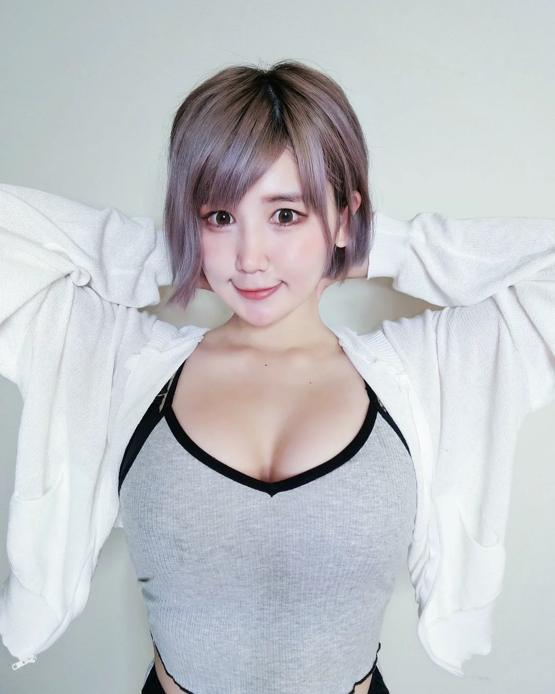【必看】四月桐正妹主持人秘密愛好曝光！網友全被她迷倒