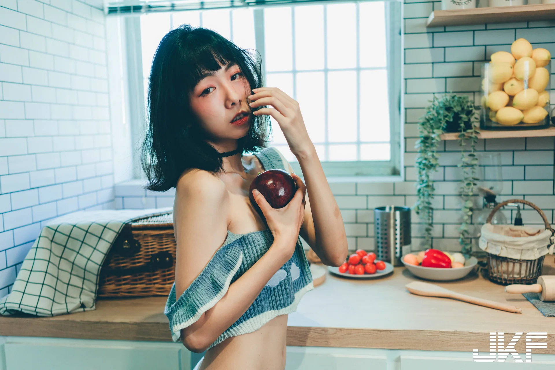 清純甜美女友系正妹「翁捲捲」！居家生活療癒又滿滿甜蜜，讓你感受幸福無限！- 網路美女