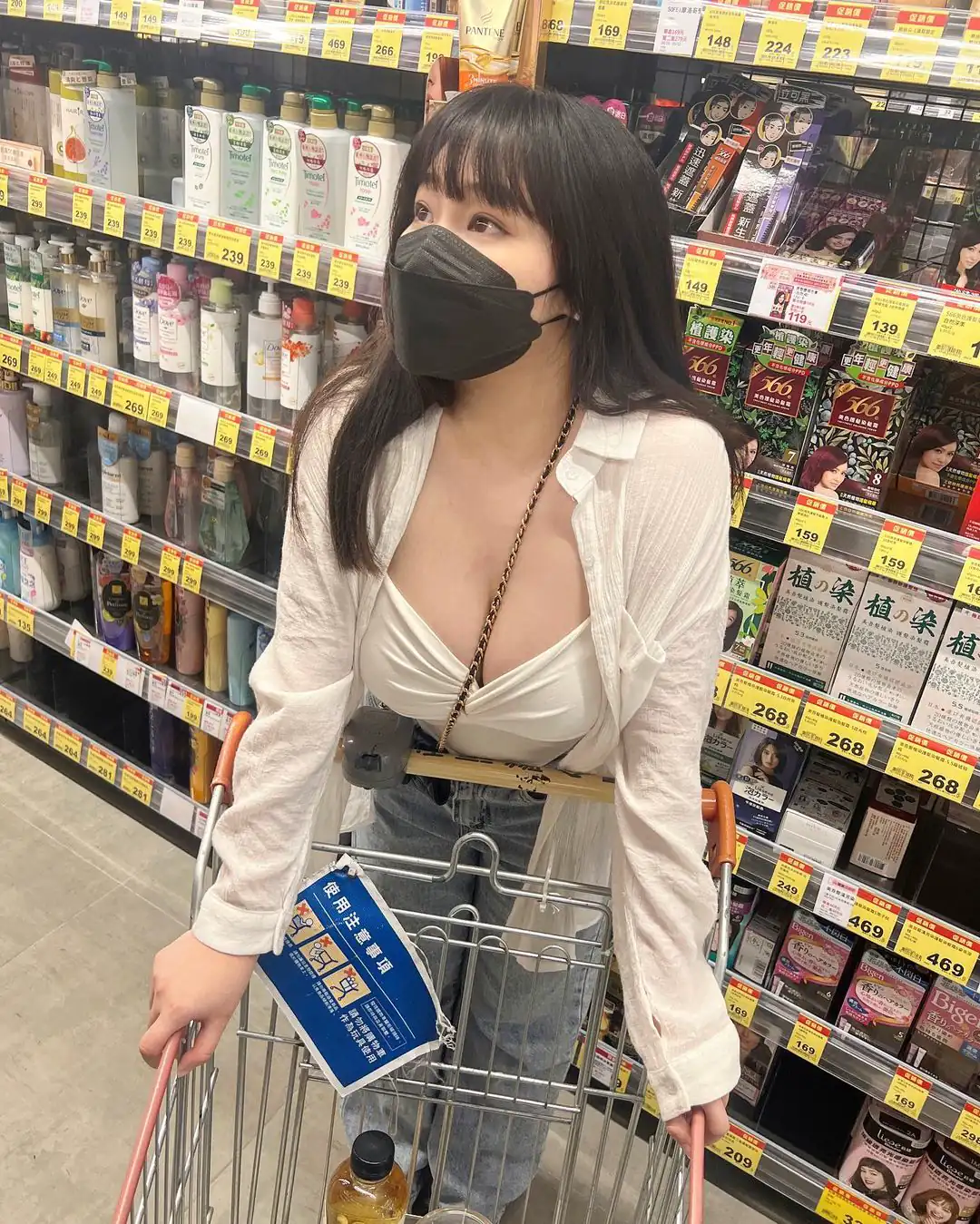 甜萌巨乳妹「小九九」豐滿身材好誘惑　現役大學生真香！ - 網路美女