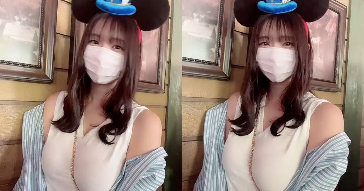 迪士尼正妹「背帶卡進深溝」，「雄偉的F罩杯」太吸眼球！ - 網路美女