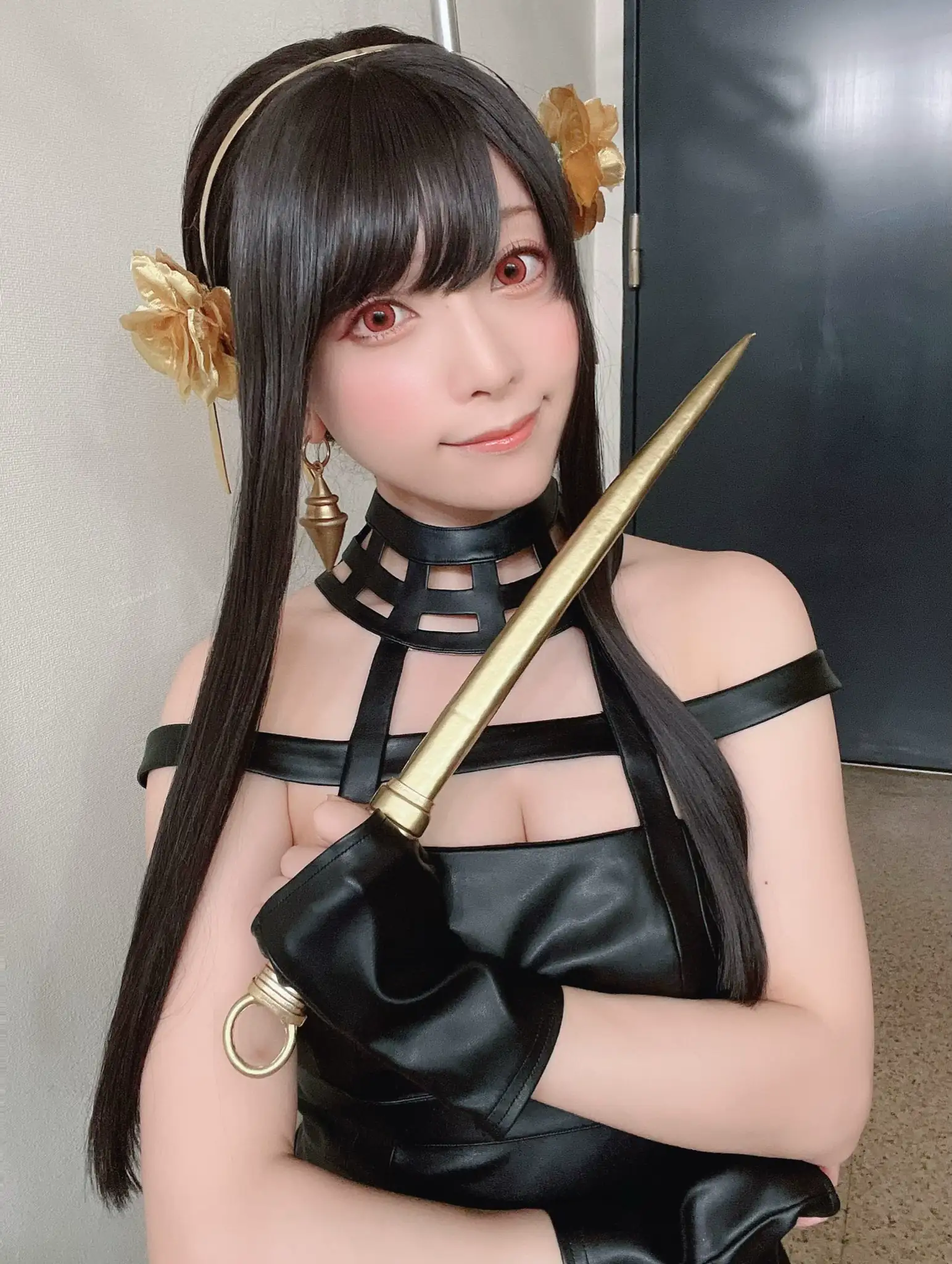 WakuWaku！爆乳寫真偶像「宮本彩希」Cosplay《間諜家家酒》火辣神還原！ - 網路美女