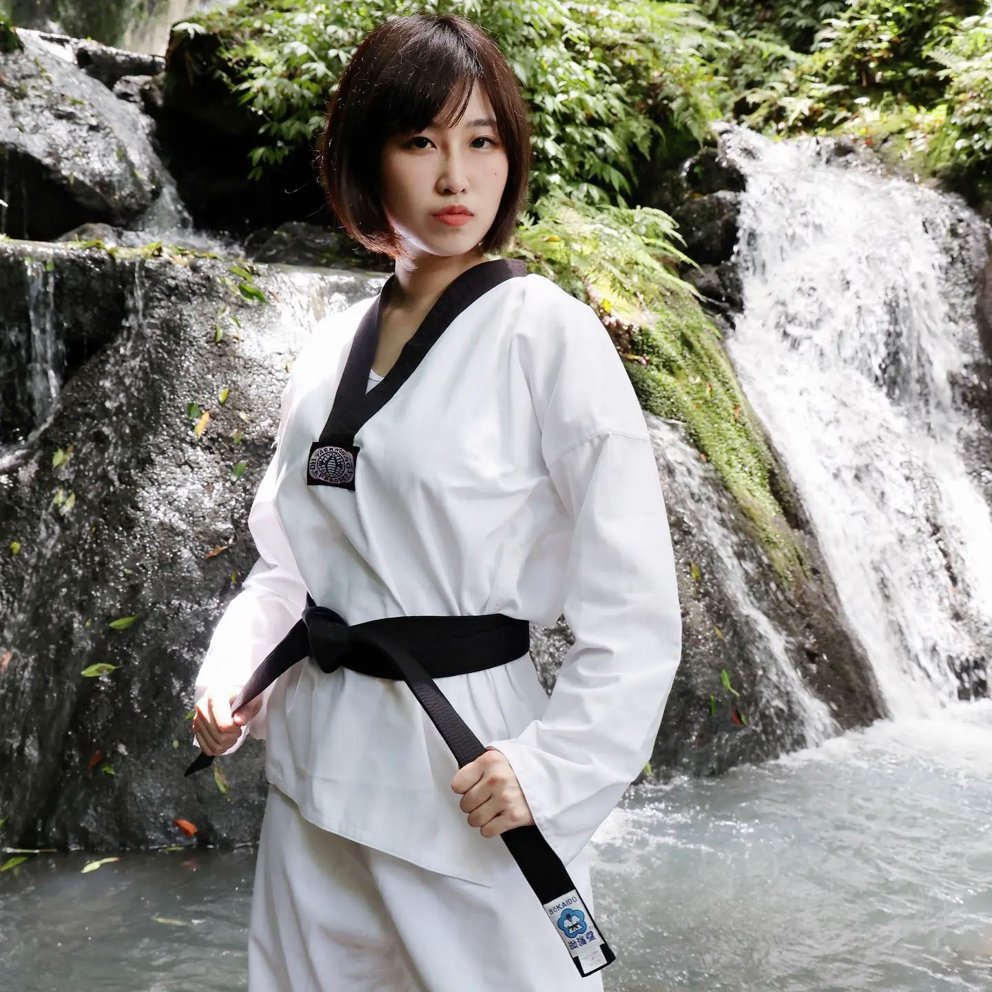 這麼性感實在不講武德！175cm習武妹子「Bonbon」練出極品美臀 - 網路美女