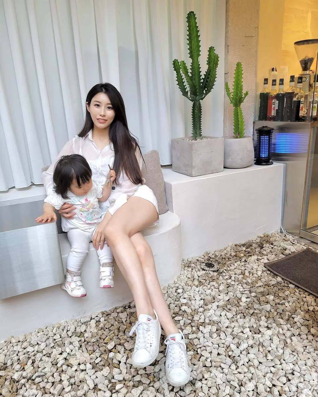 在台日本人妻「悠莉 YURI」氣質過人　升格地方媽媽後更有韻味 - 網路美女