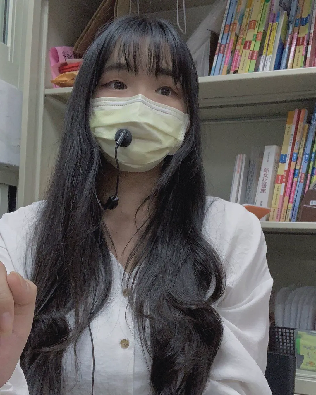 國中部「正妹健教老師」身材太犯規！同學上她的課都超有禮貌！ - 網路美女