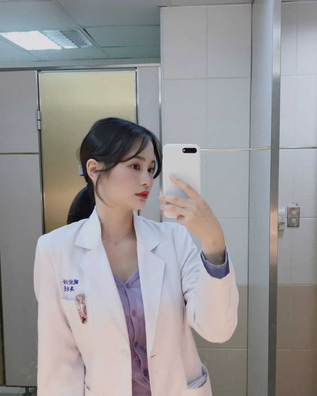 職能治療師「Jocelyn Gao」小琉球大爆乳　火辣身材成為沙灘霸主 - 網路美女