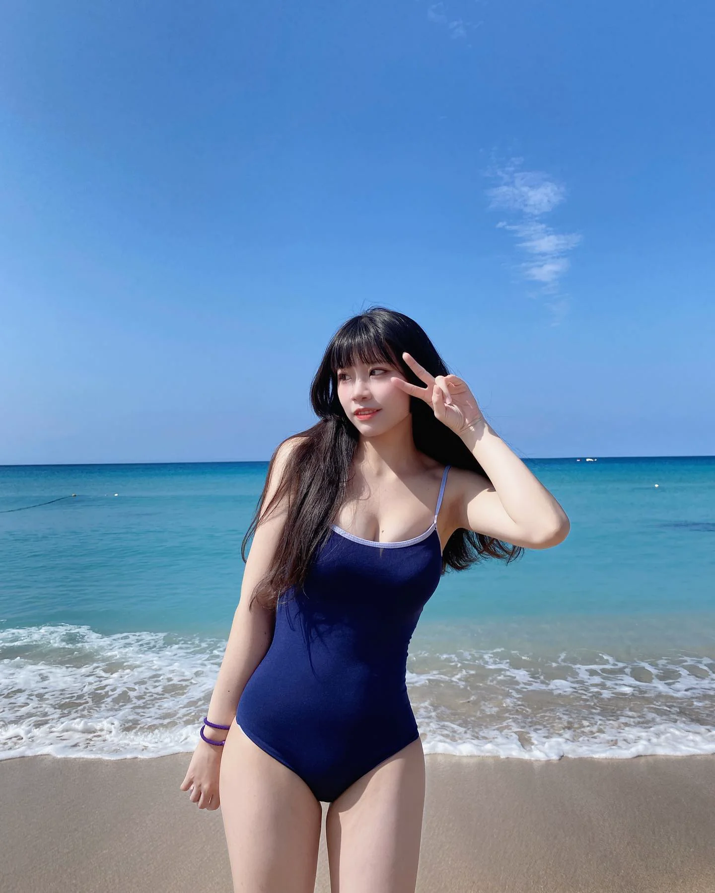 菜鳥護理師「意文」是追風少女　騎重機的英姿性感又帥氣 - 網路美女