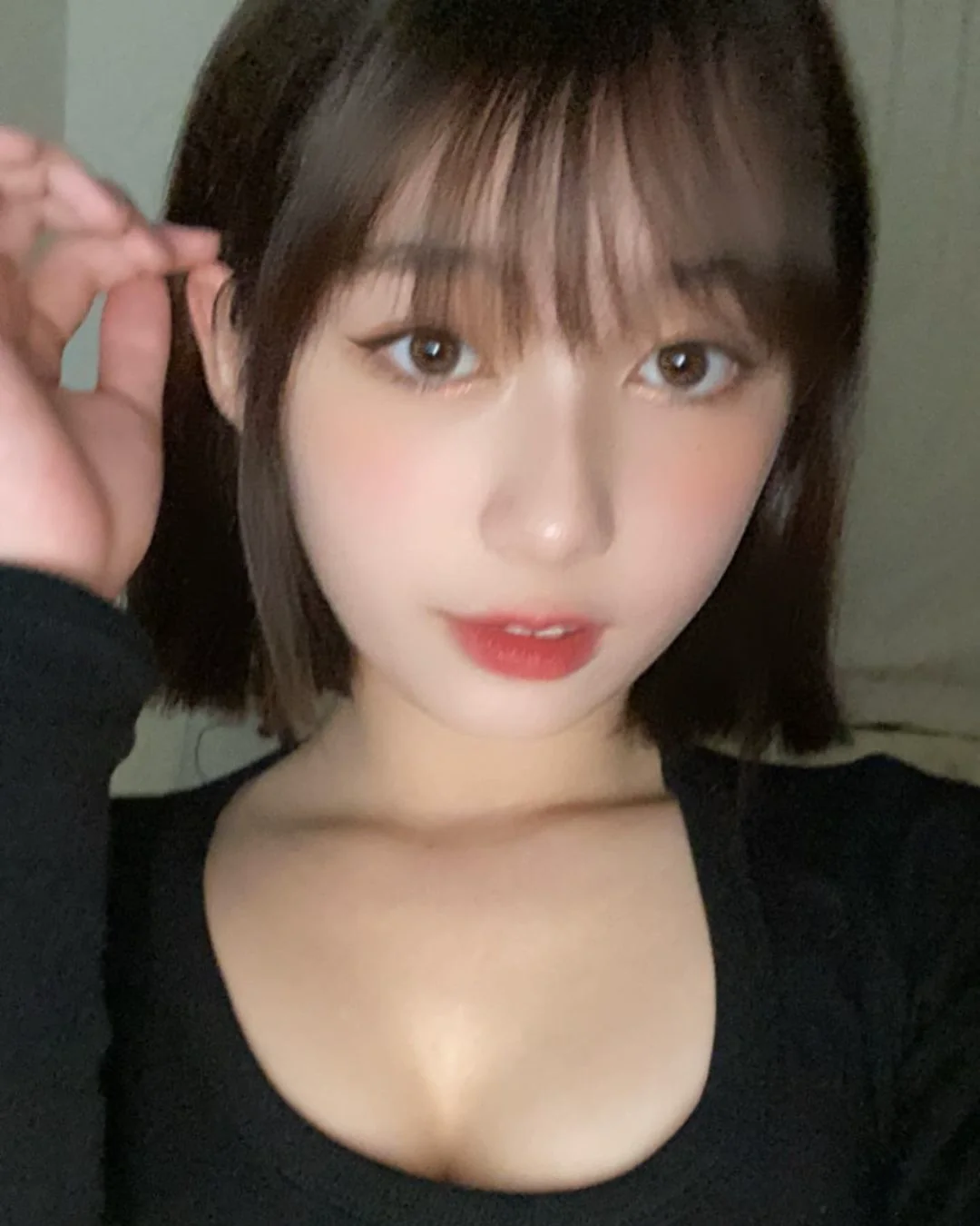 金甌女中「超正學生妹」臉蛋身材都很優！比基尼秀「火辣曲線」讓人大吃一驚！ - 網路美女