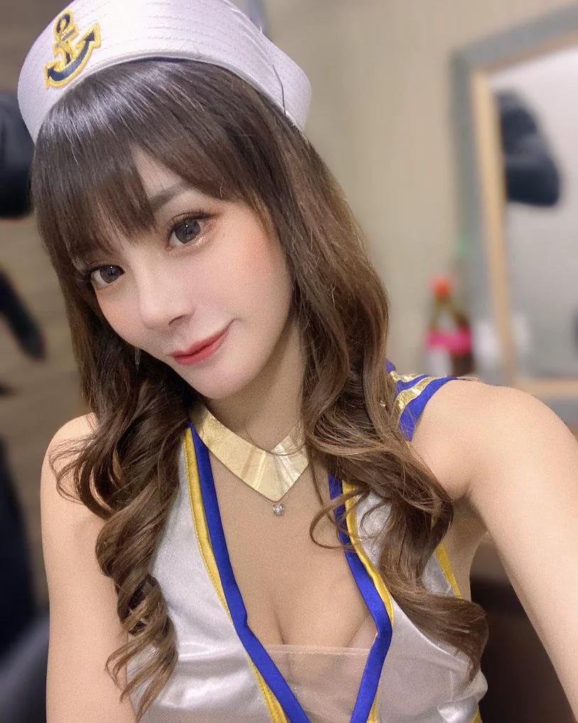 正妹舞者「小麋Lu」表演造型好吸睛，「勾人眼神」電力太強大！ - 網路美女