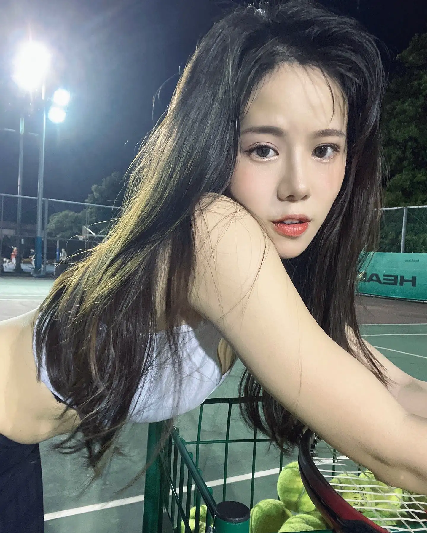 甜美護理師「姜冪 Hami Chiang」是網球美少女　自備兩顆球就上場！ - 網路美女