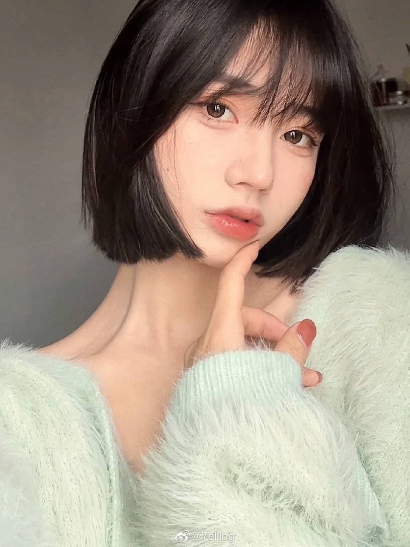 「陸版郭雪芙」爆紅！性感風格讓人心動，美貌令人驚艷！ - 網路美女