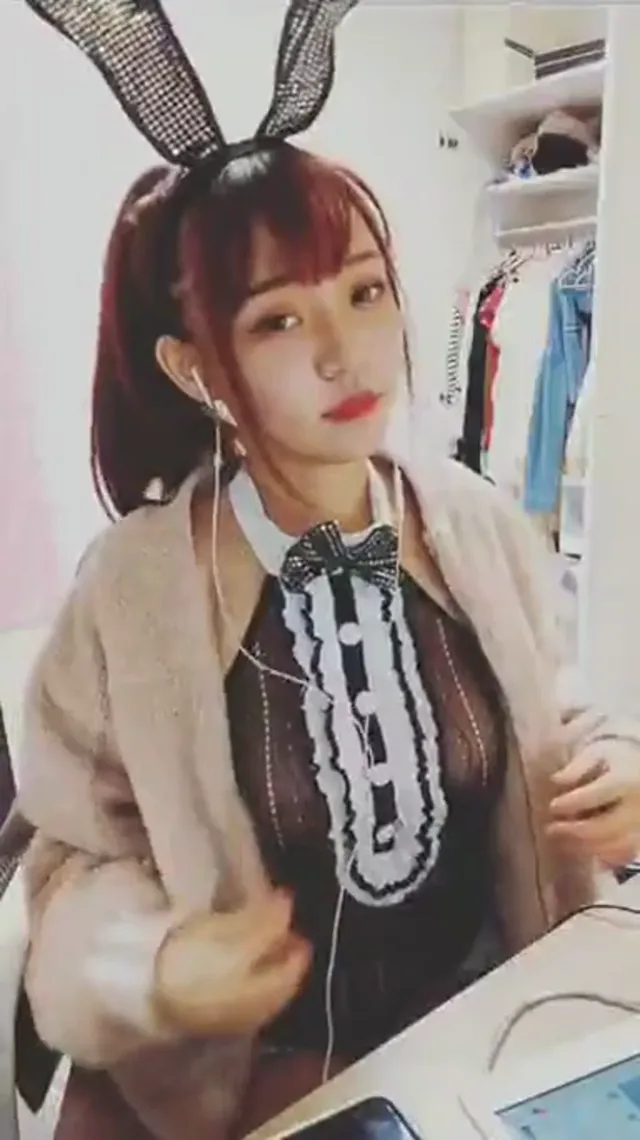 林襄早期直播