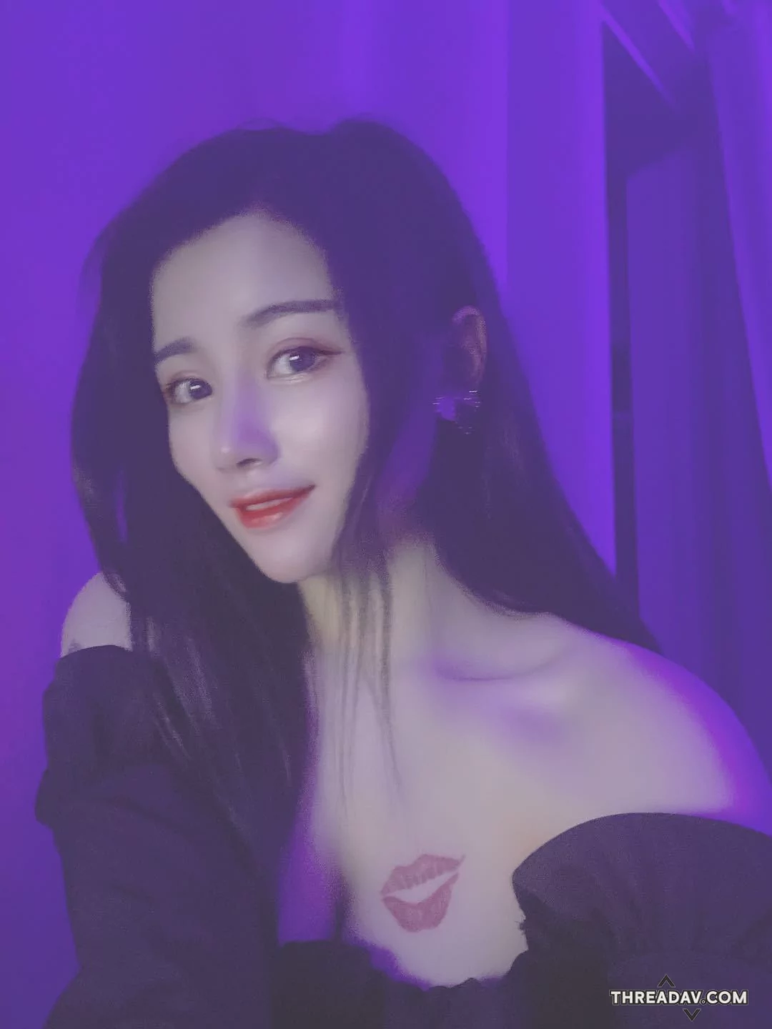 有個每天換戰服的女友 你要幾點回家？