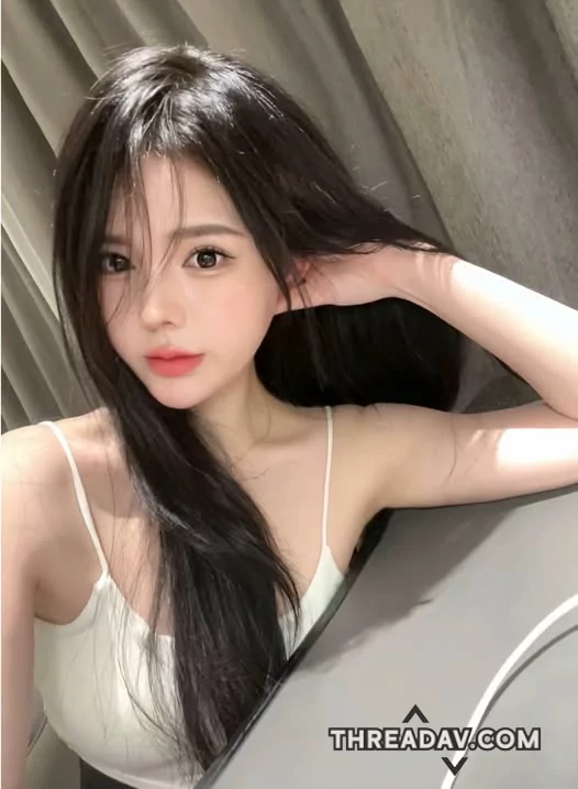 大眼白皙美女與傲人大奶誰能不愛呢