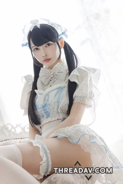 女僕性感照流出，誘人身材令人垂涎。