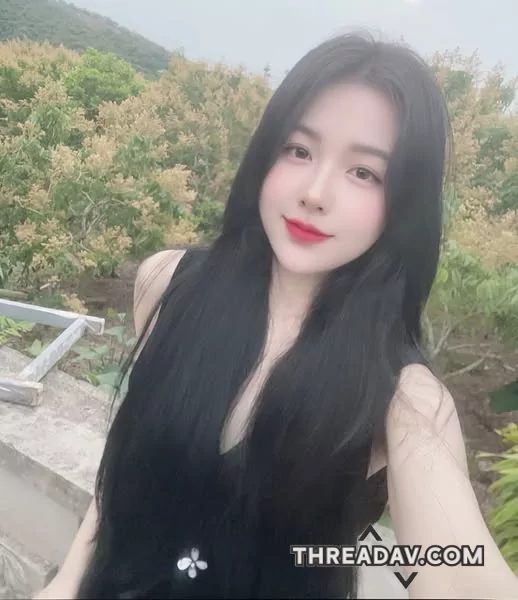 長髮氣質美女，白皙皮膚有仙氣，真美