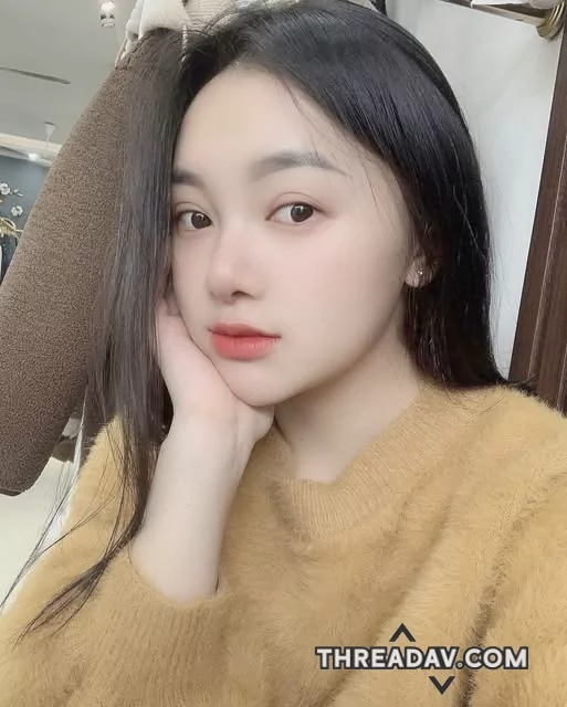 有沒有人覺得我今天很可愛呢，等待朋友試衣期間拍下照