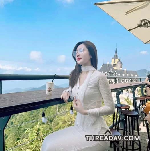 這裡好美，空氣也好好，有人知道這是哪個餐廳嗎