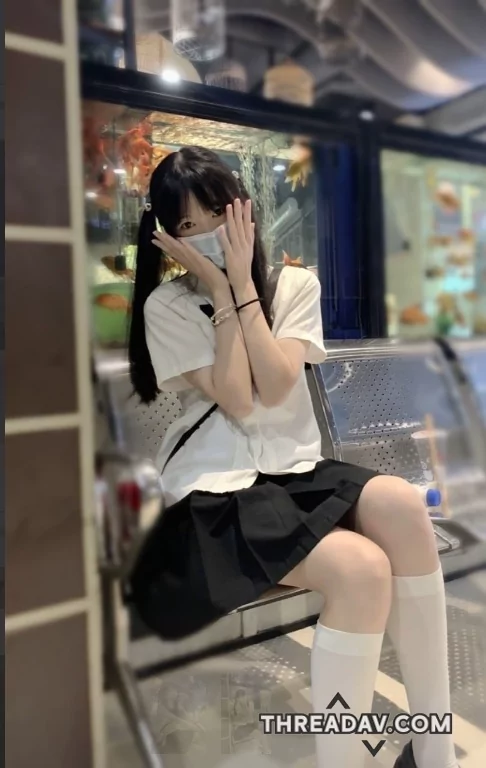 156.C奶.19歲.43kg , 有人要帶回家嗎?