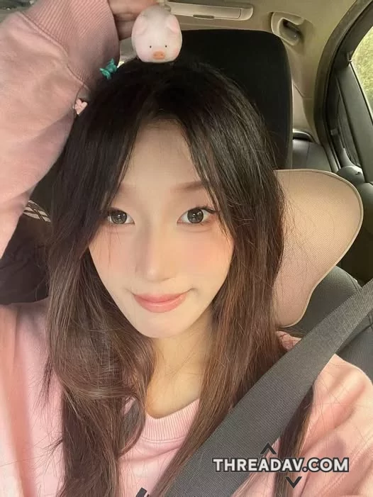 開車出門~扭了一個小豬豬超可愛，跟我一樣粉粉的
