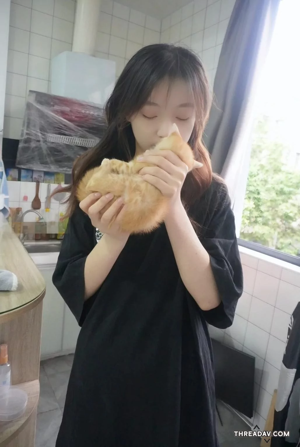 剪完瀏海的我 感覺好小哈哈 