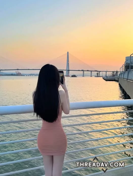 海港剛好有夕陽好美，有人知道這裡是哪邊嗎
