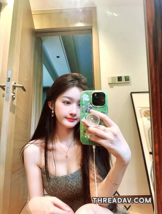 今天這樣的穿著算性感的吧，還是只要有爆乳露一點就會有人看