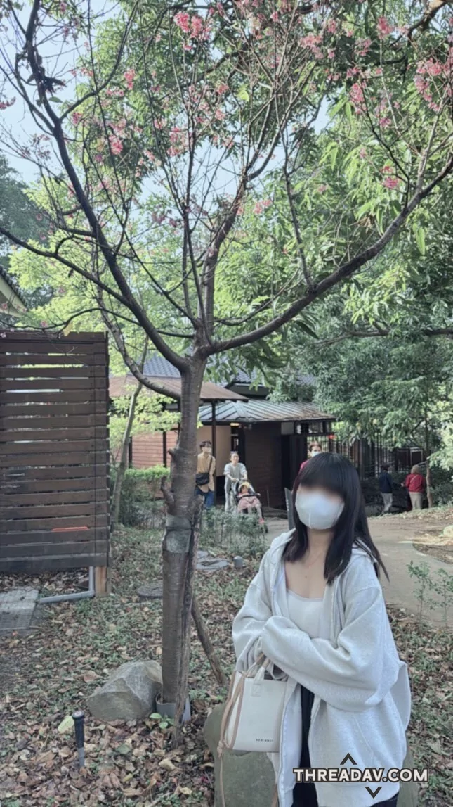 這天氣來 動物園有點熱 ~