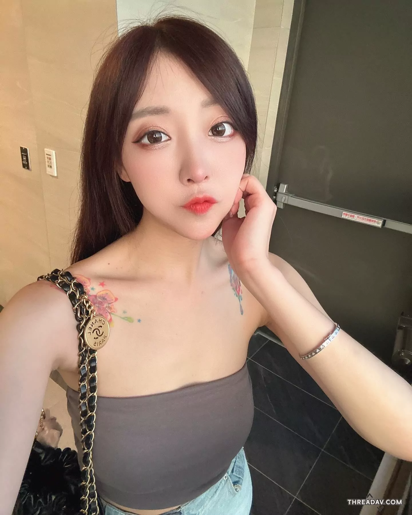 灰色小性感