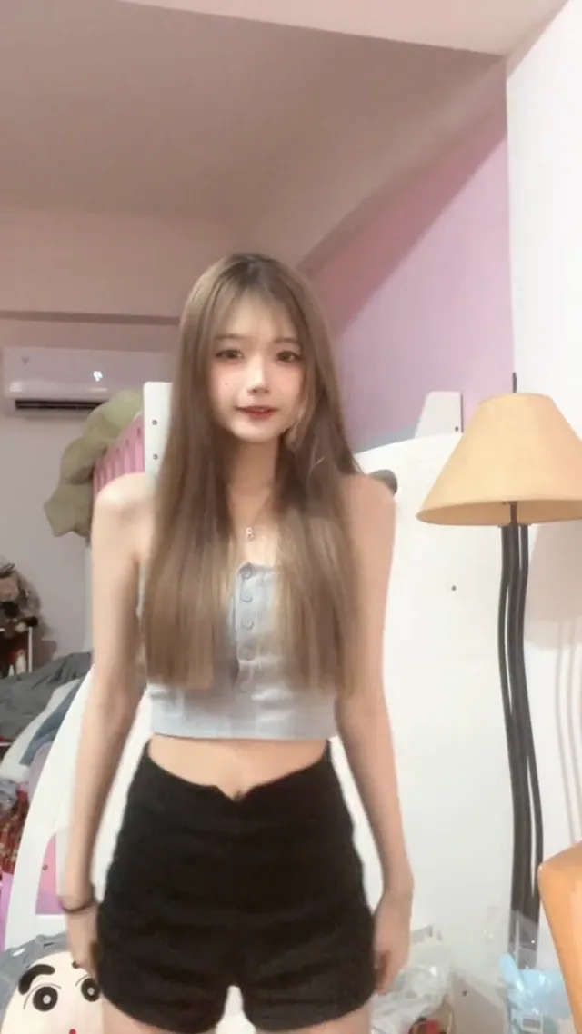TWZP 私藏IG外流 抖內女孩