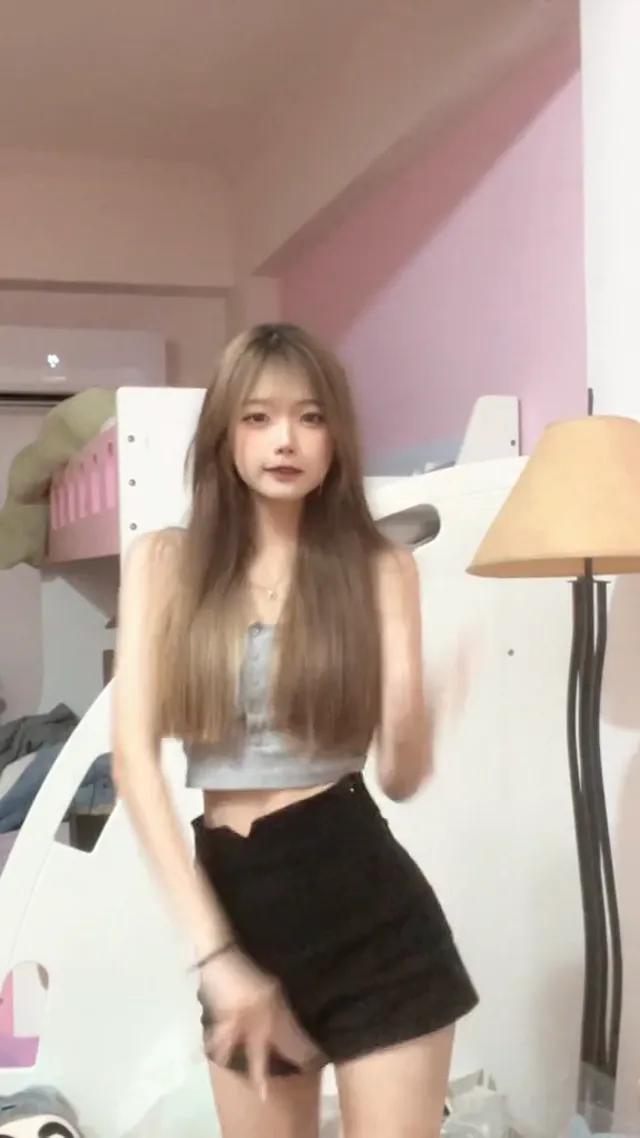 TWZP 私藏IG外流 抖內女孩