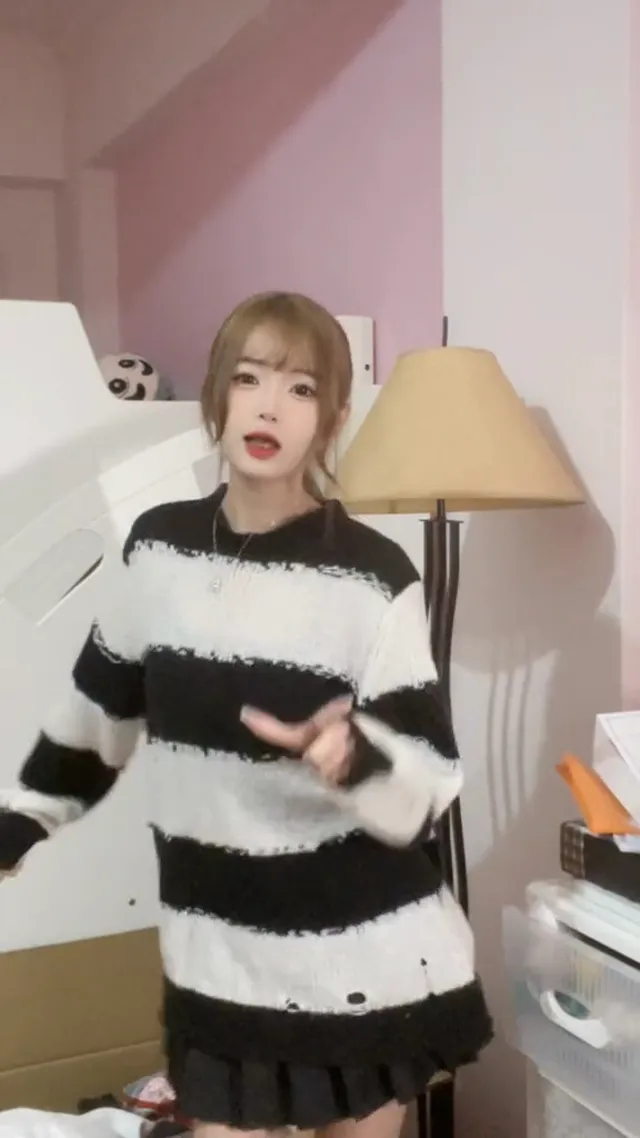 TWZP 私藏IG外流 抖內女孩