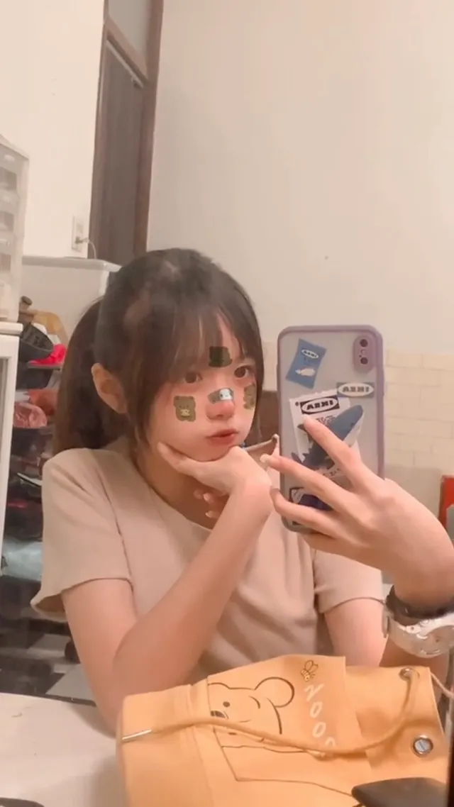 TWZP 私藏IG外流 抖內女孩