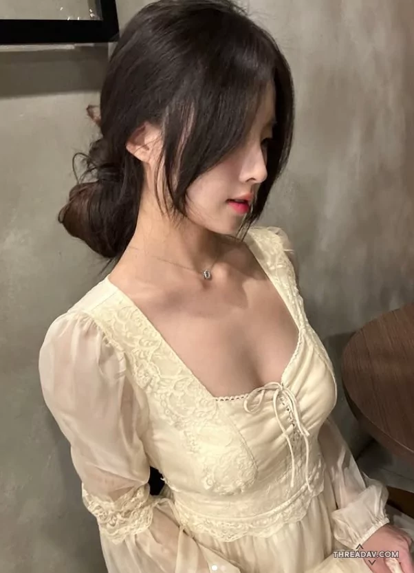 【Telegram外流】esther_khaili 全套影片合集