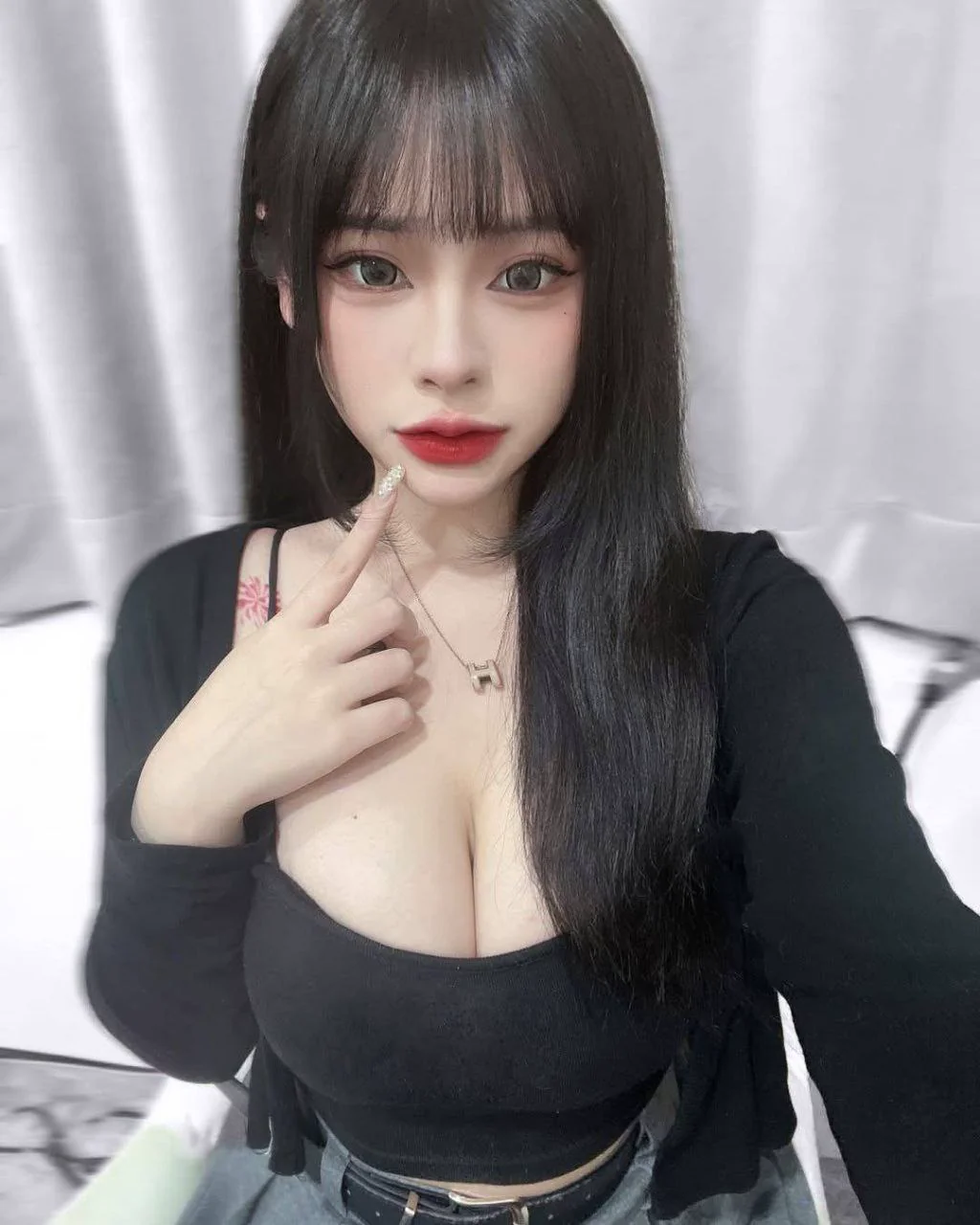 04年 🇲🇾 KL IG: @___yyxnz
