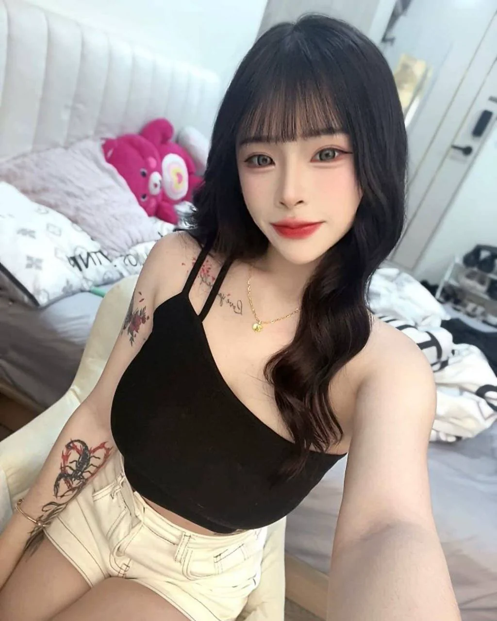 04年 🇲🇾 KL IG: @___yyxnz