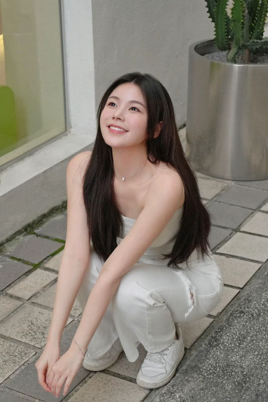 【Ashlyn佳佳的图文作品】仙人掌陪我拍拍照？🌵