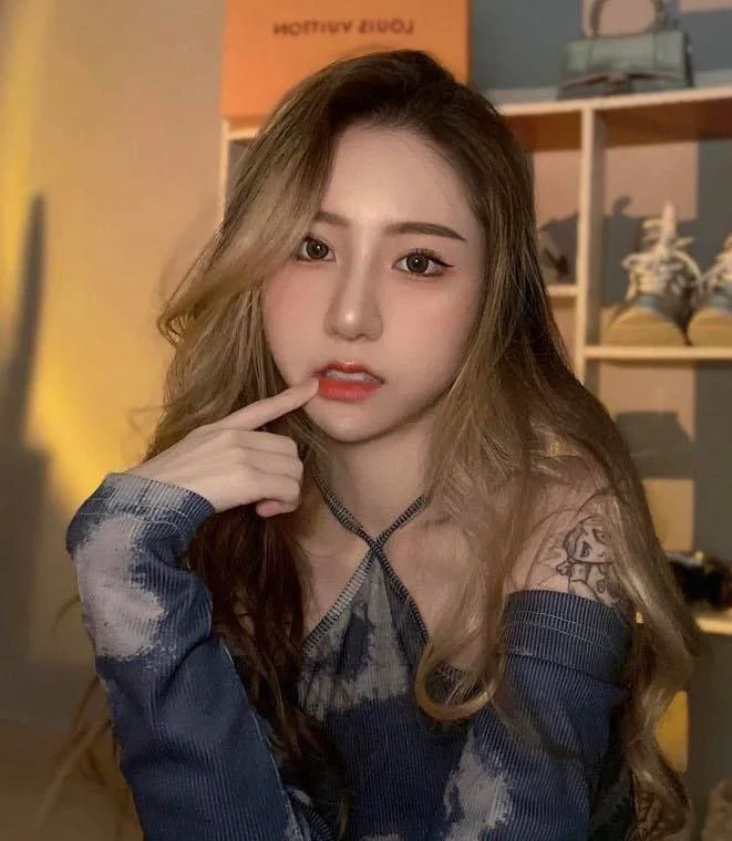 【槟城 美女系列】 00” 🌹ig: @heyitsnicccccc