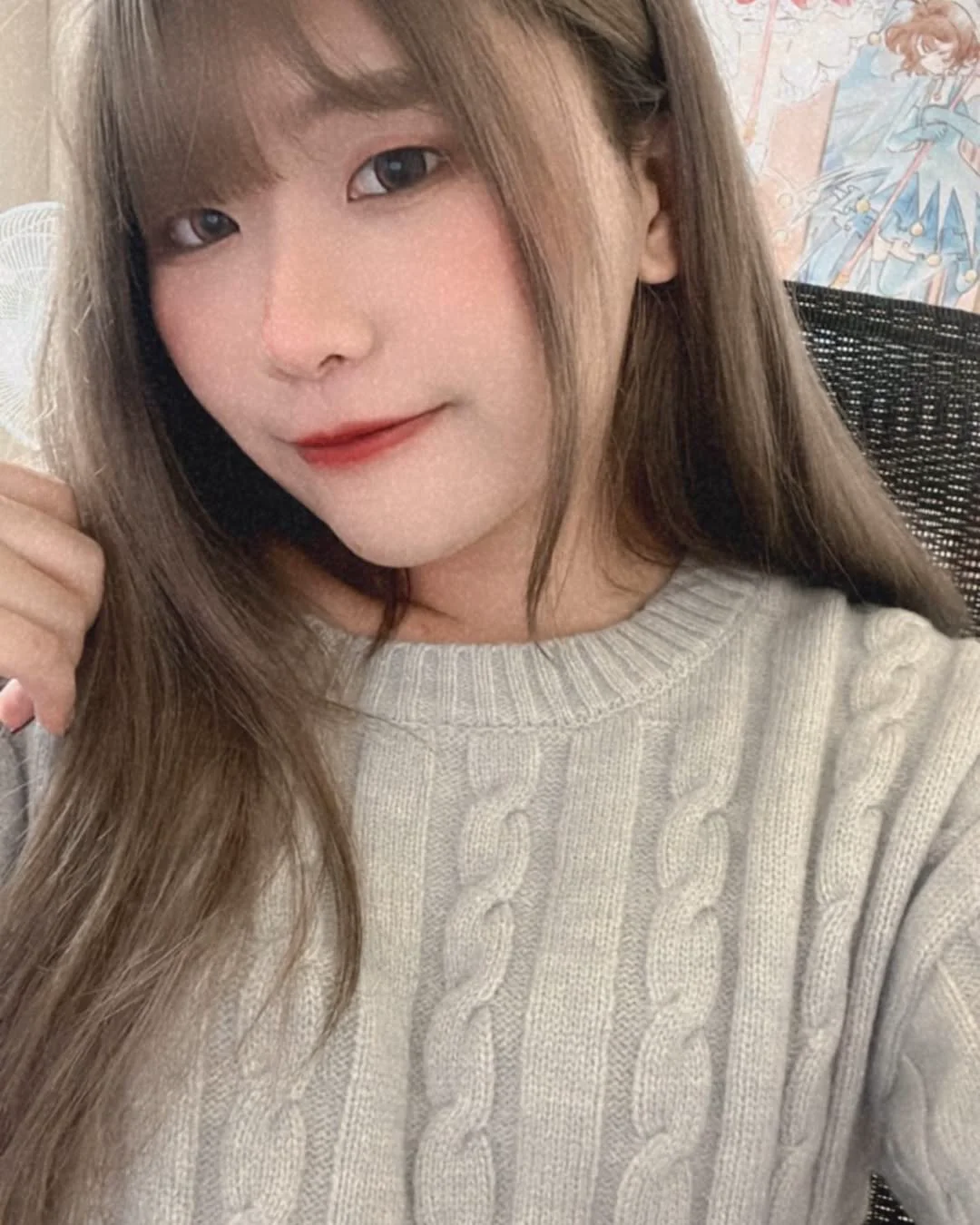1️⃣簡單介紹一下自己星座：莓莓  射手 2️⃣興趣：打遊戲 出門 3️⃣就讀學校：❌ 4️⃣理想型特徵：❌ 5️⃣我的ig帳號： @mei_ytbbbb
