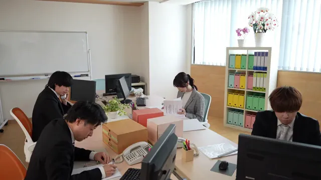 [高清中文字幕]JUR-371 [無碼破解]密著性愛 出差途中與上司糾纏的禁忌情愛 新妻優香