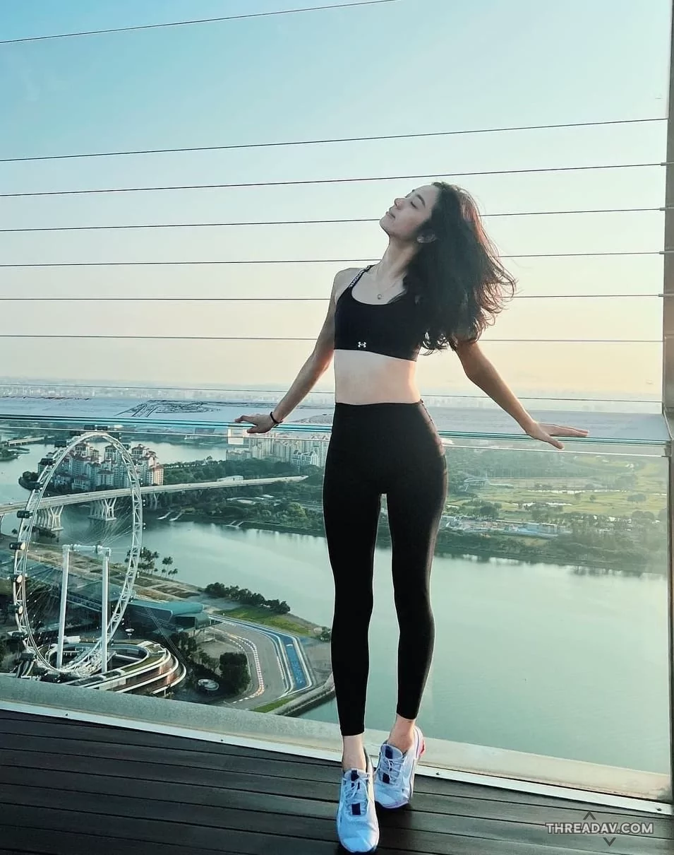 愛穿瑜珈褲的美女~這身材太讚了~