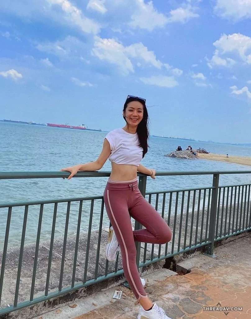 愛穿瑜珈褲的美女~這身材太讚了~