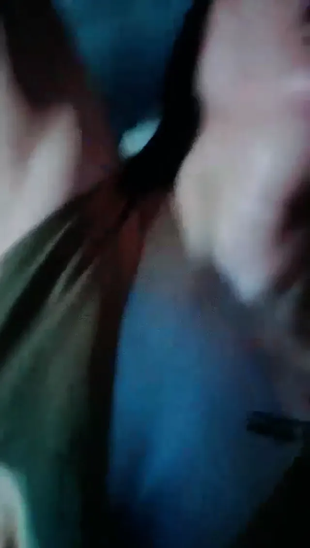 露出勾引，订单太少做起来露出勾引直播赚生活费，遇到的兄弟也是运气爆炸