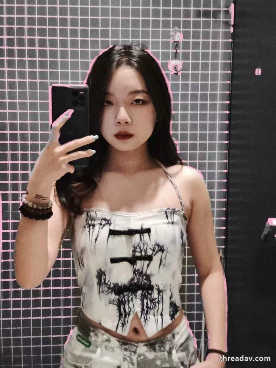 平时学校的乖乖女，私下是一条反差母狗