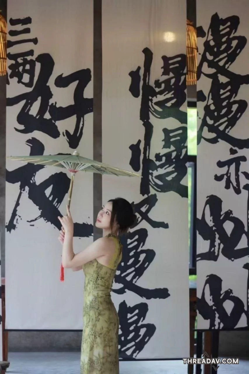 反差母狗纹身情趣长腿高颜值嫩穴和男友啪啪视频曝光