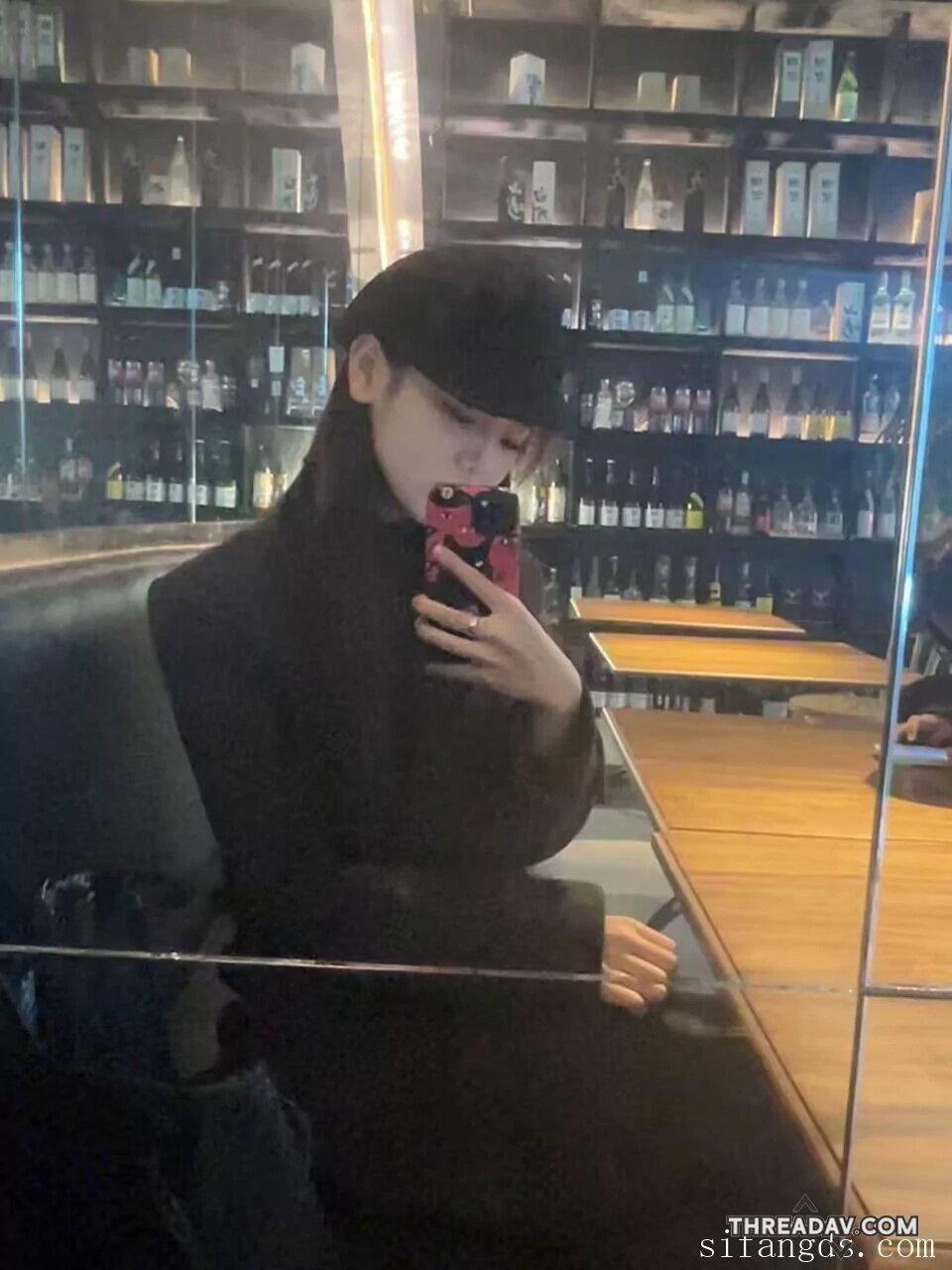 清純校花表裡不一，极度反差，私下竟是淫蕩女神