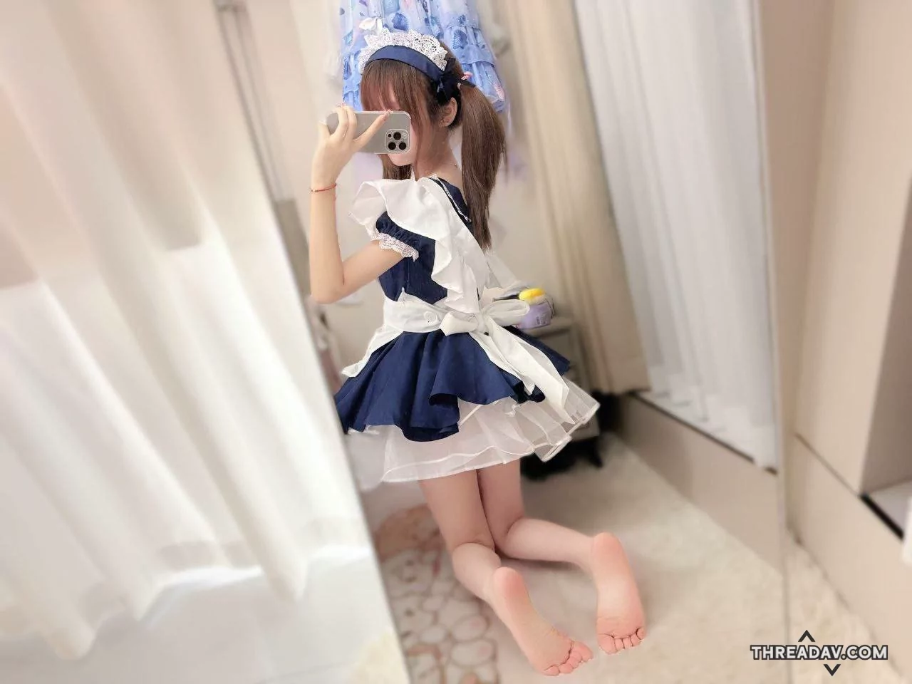 粉嫩清纯挺拔小奶身姿极骚